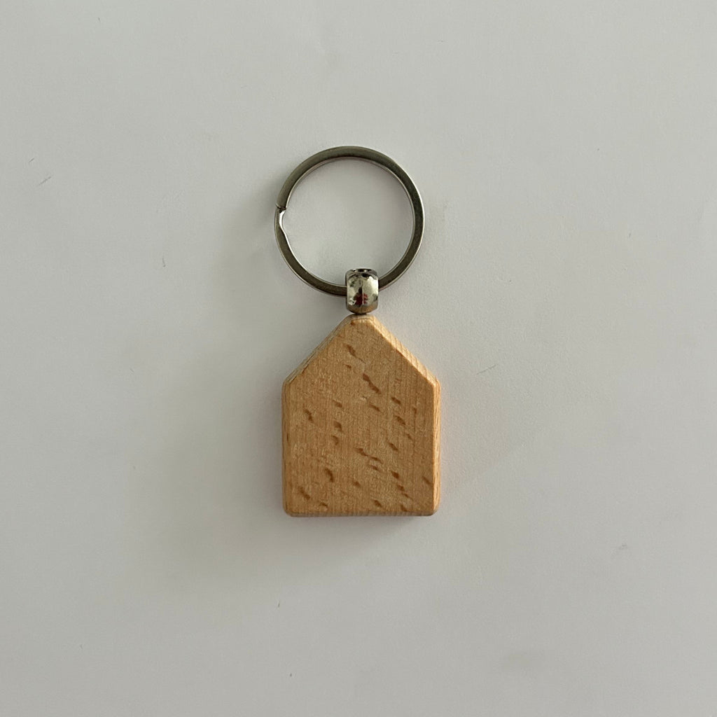 Personalisierbarer Schlüsselanhänger Hausform